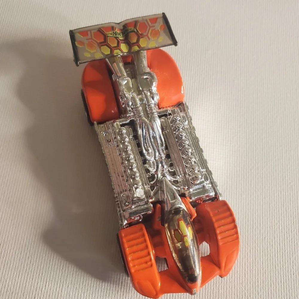 Vintage 2000- Krazy 85 Hot Wheel